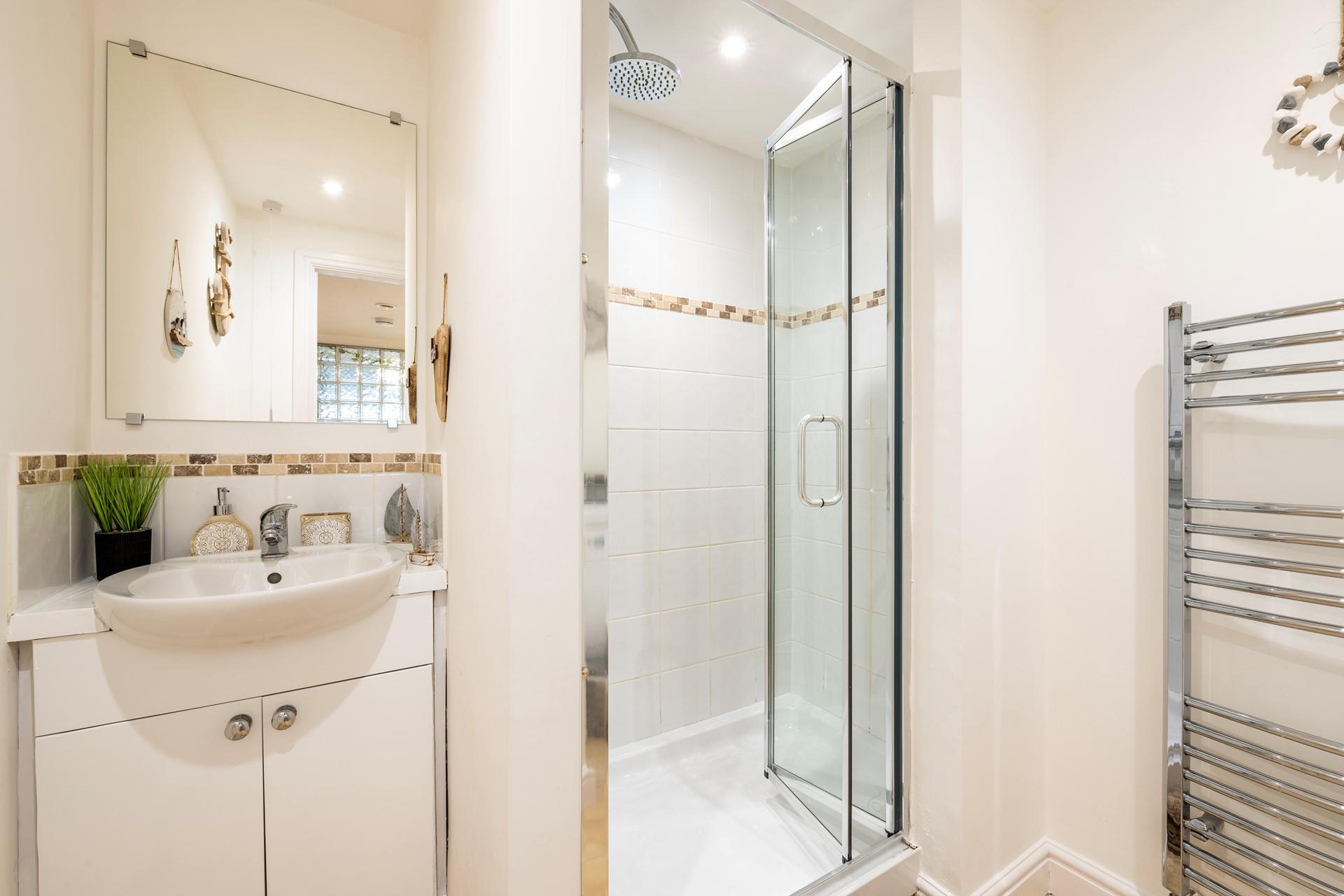 Start the day with an invigorating morning shower before heading out to explore the cobbled streets.