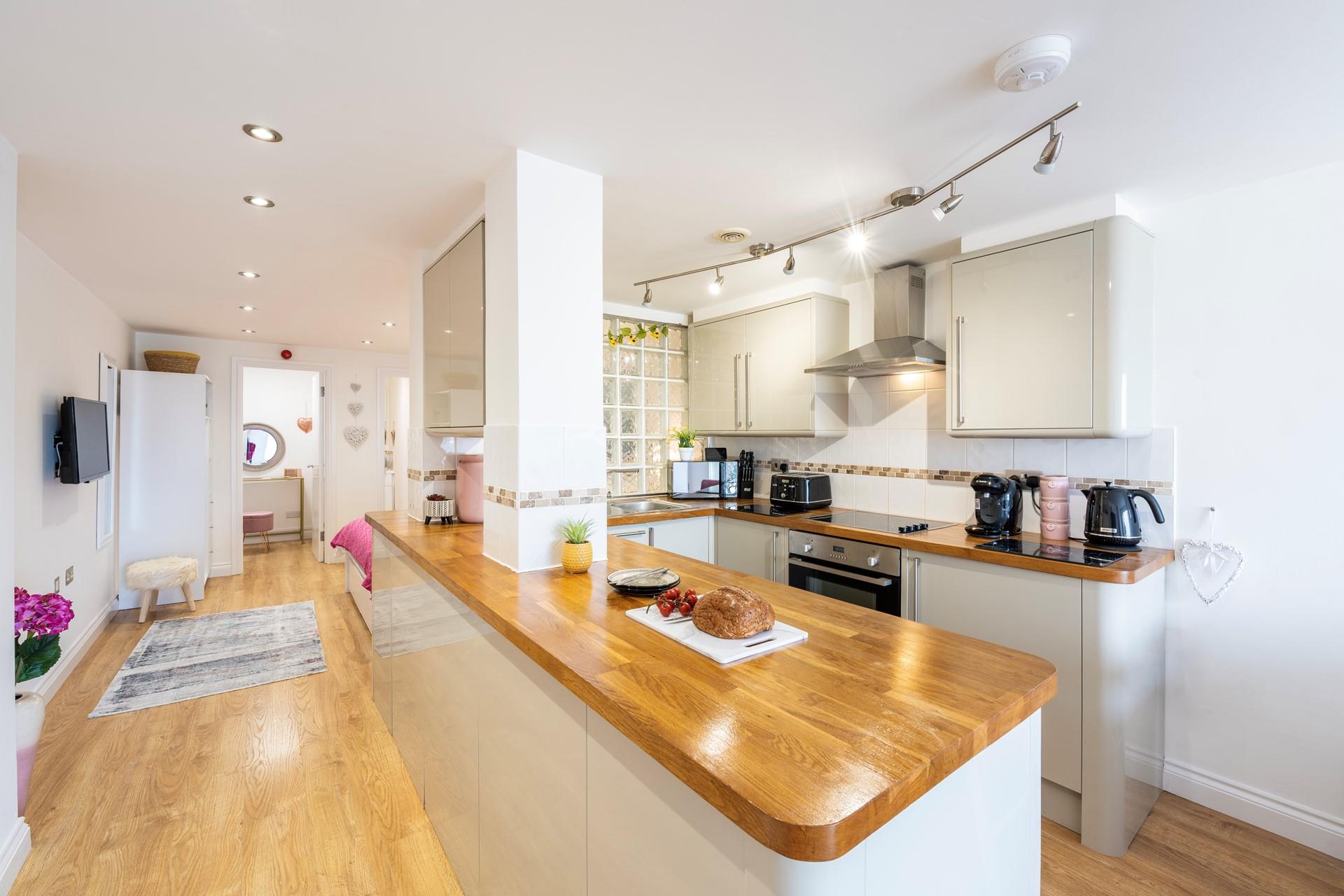 Let the chef of the family cook up a storm in the fully equipped kitchen.