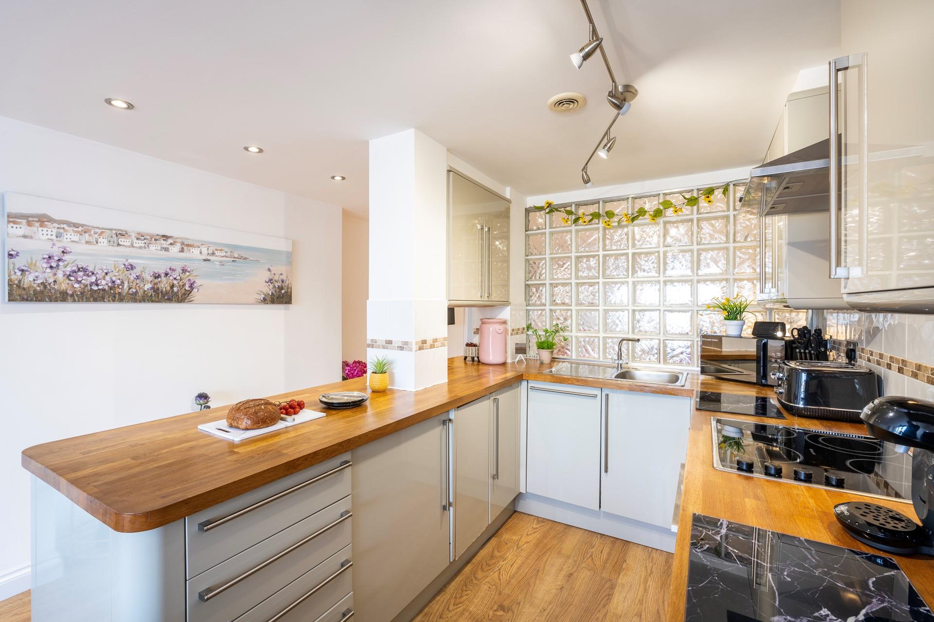 Start the day with a delicious coffee from the Nespresso machine.