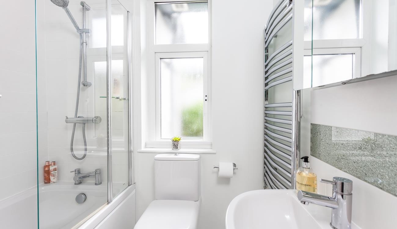 Relax and unwind with a long soak in the bath.