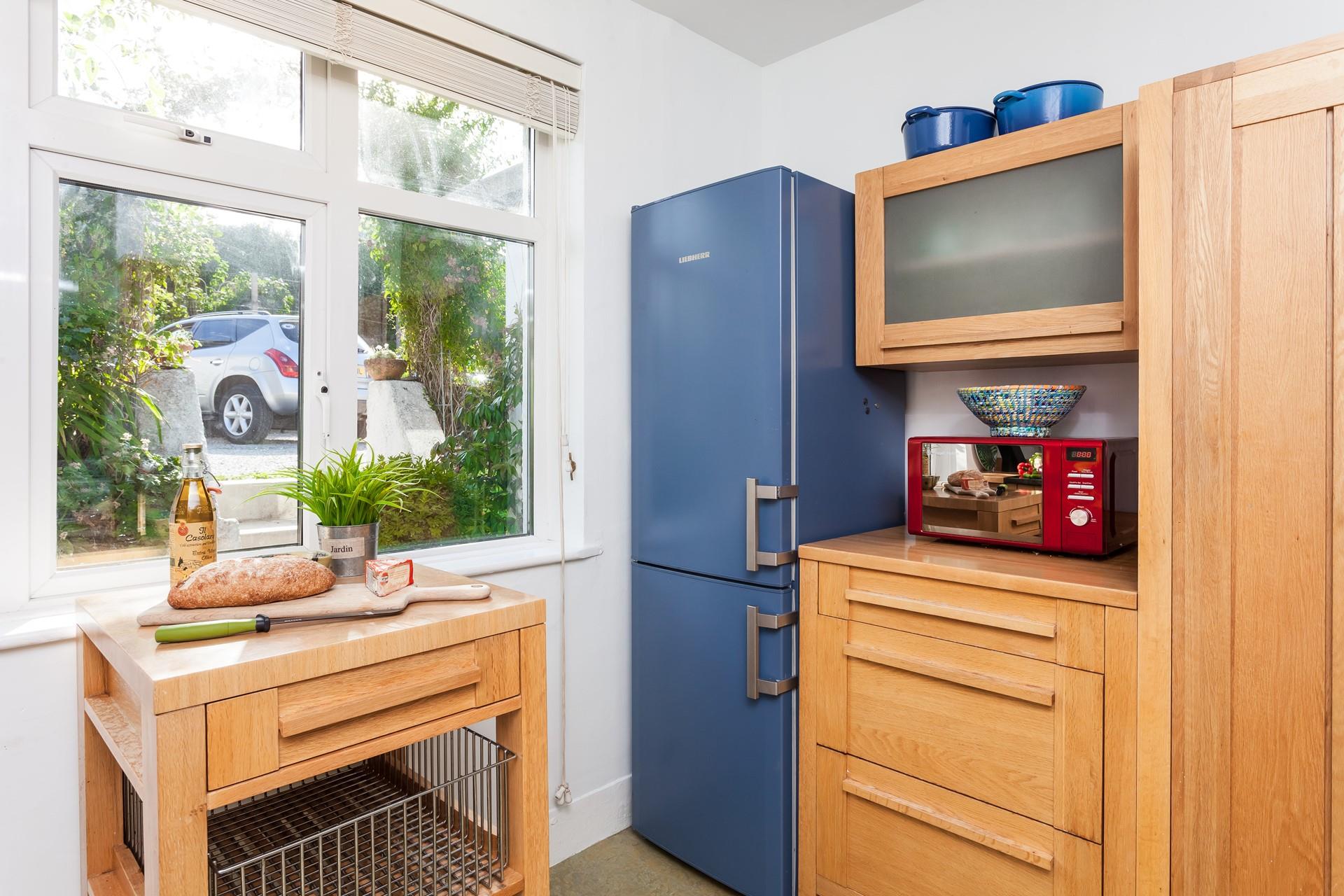 Pack a picnic to take down to the beach for the day.