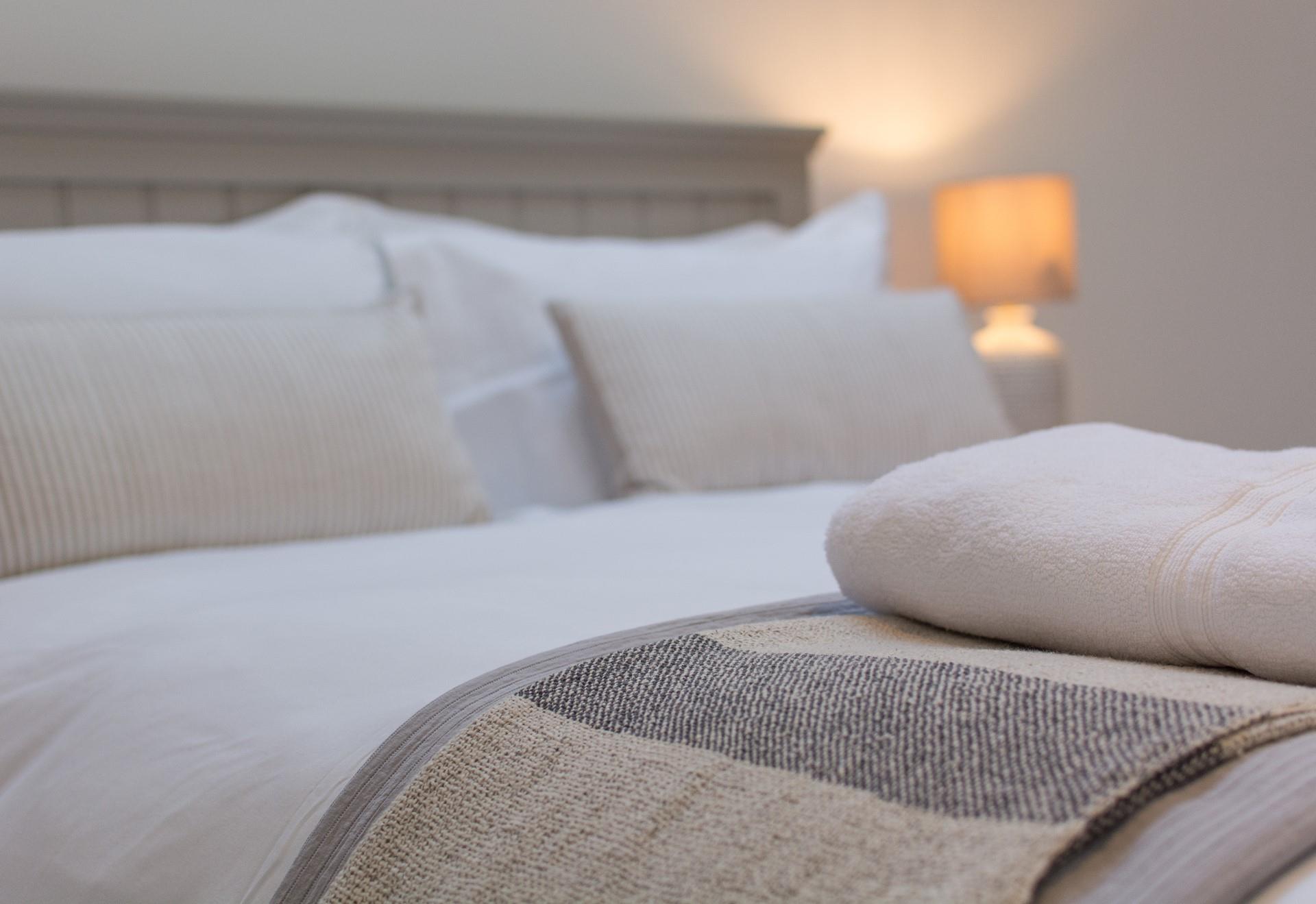 Earthy tones invite you to relax.