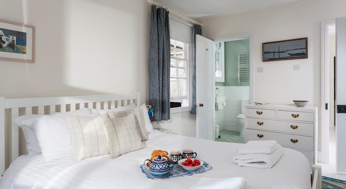 Get ready in the morning in your en suite.