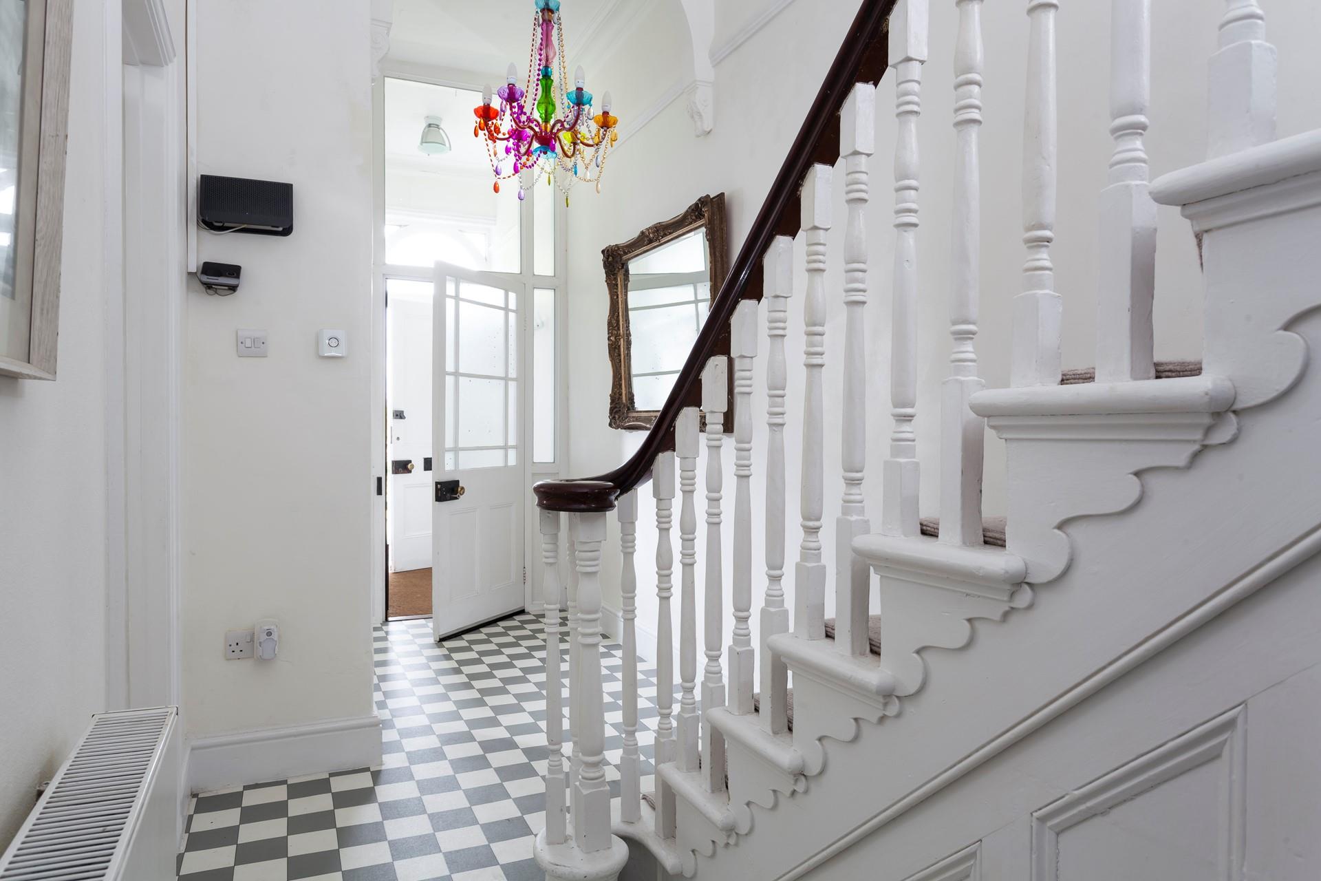 The whole family is welcome at Albany House, so you don't have to leave your pooch behind.