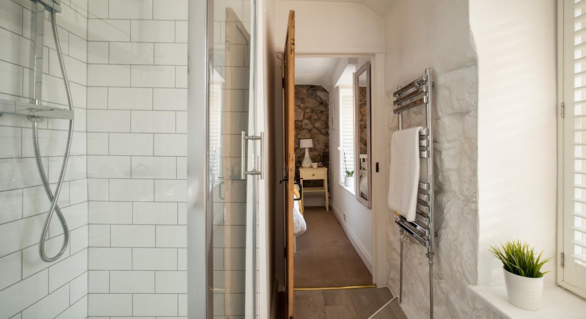 Wake yourself up with a hot shower ready for the day ahead.