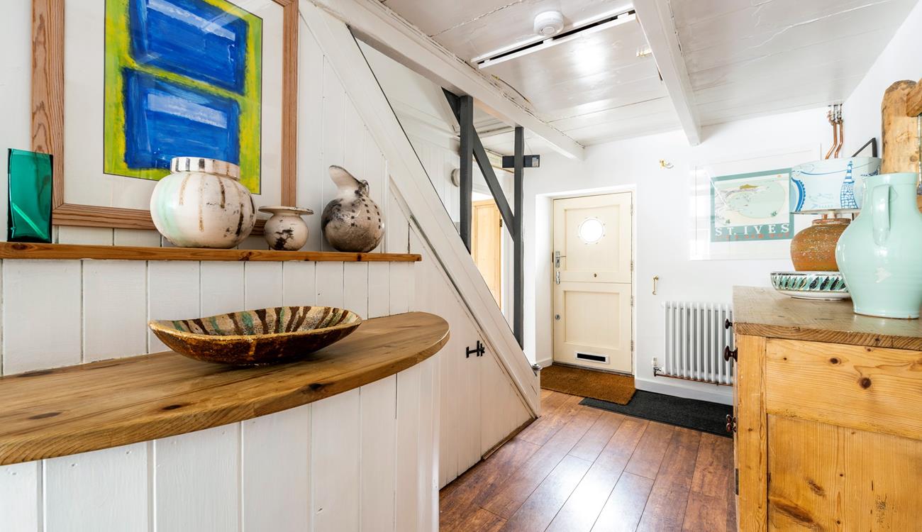 You can bring your furry friend along with you to The Cobbles.