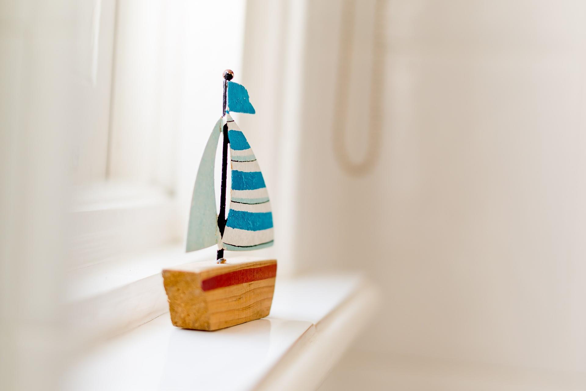 Only 100 metres from the beach, 18 The Warren is the perfect seaside bolthole.