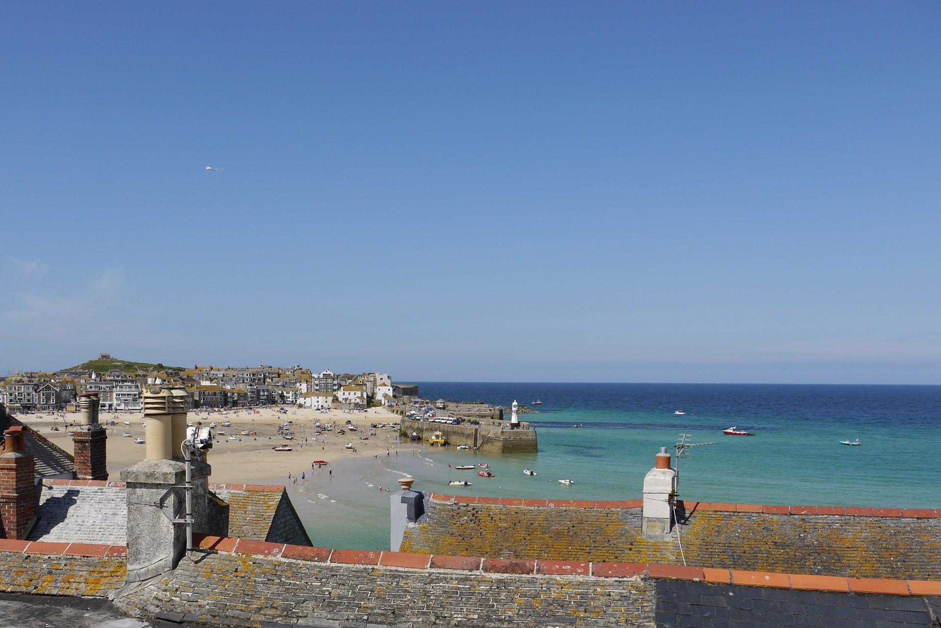 The stunning St Ives provides your backdrop views.