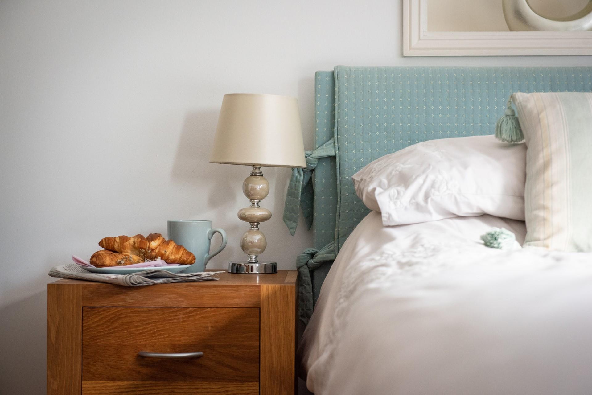 Soothing seaside tones remind you just how close to the sea you are.