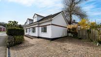 The large driveway means you can visit any Cornish landmark you wish before coming home to an easy park up!