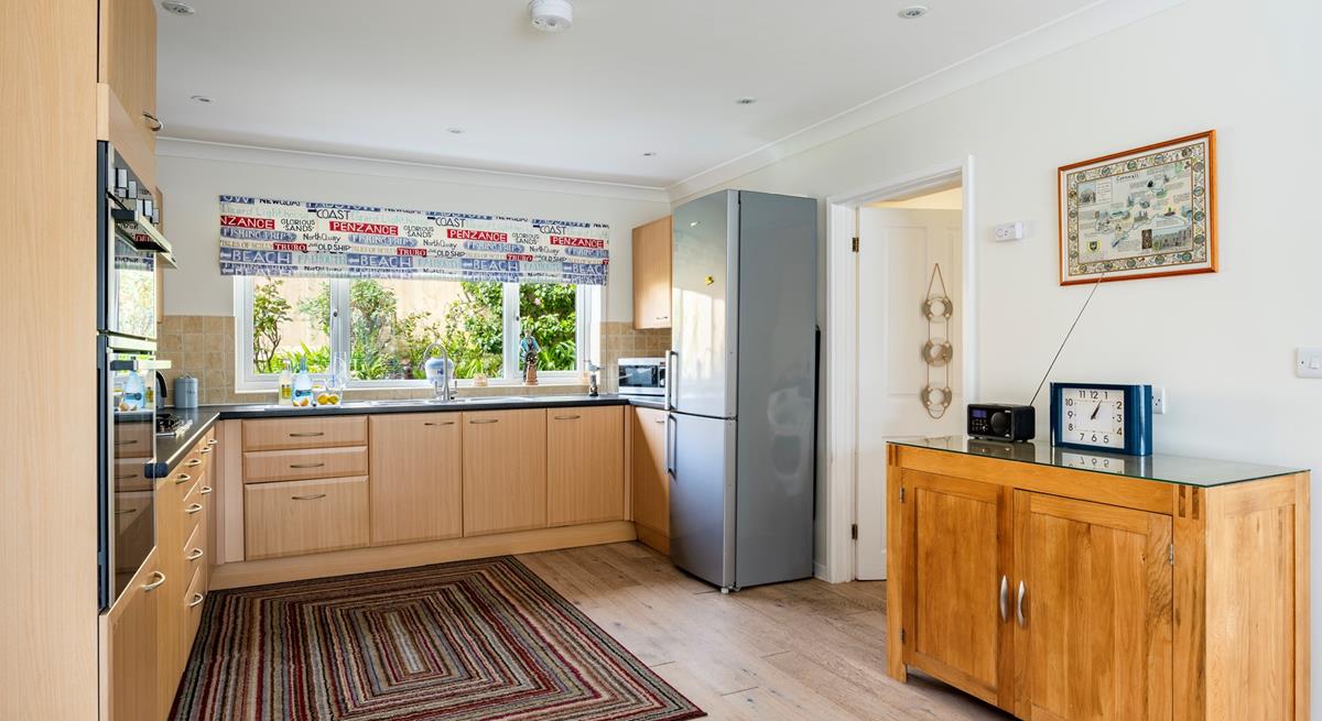 Pack a picnic ready for a day at the beach!