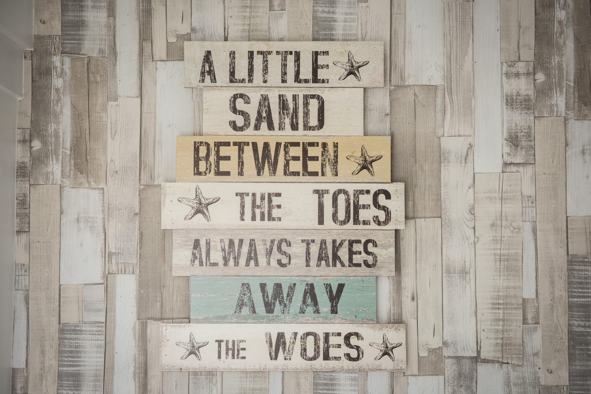 Wander into town for a spot of lunch at a local cafe.