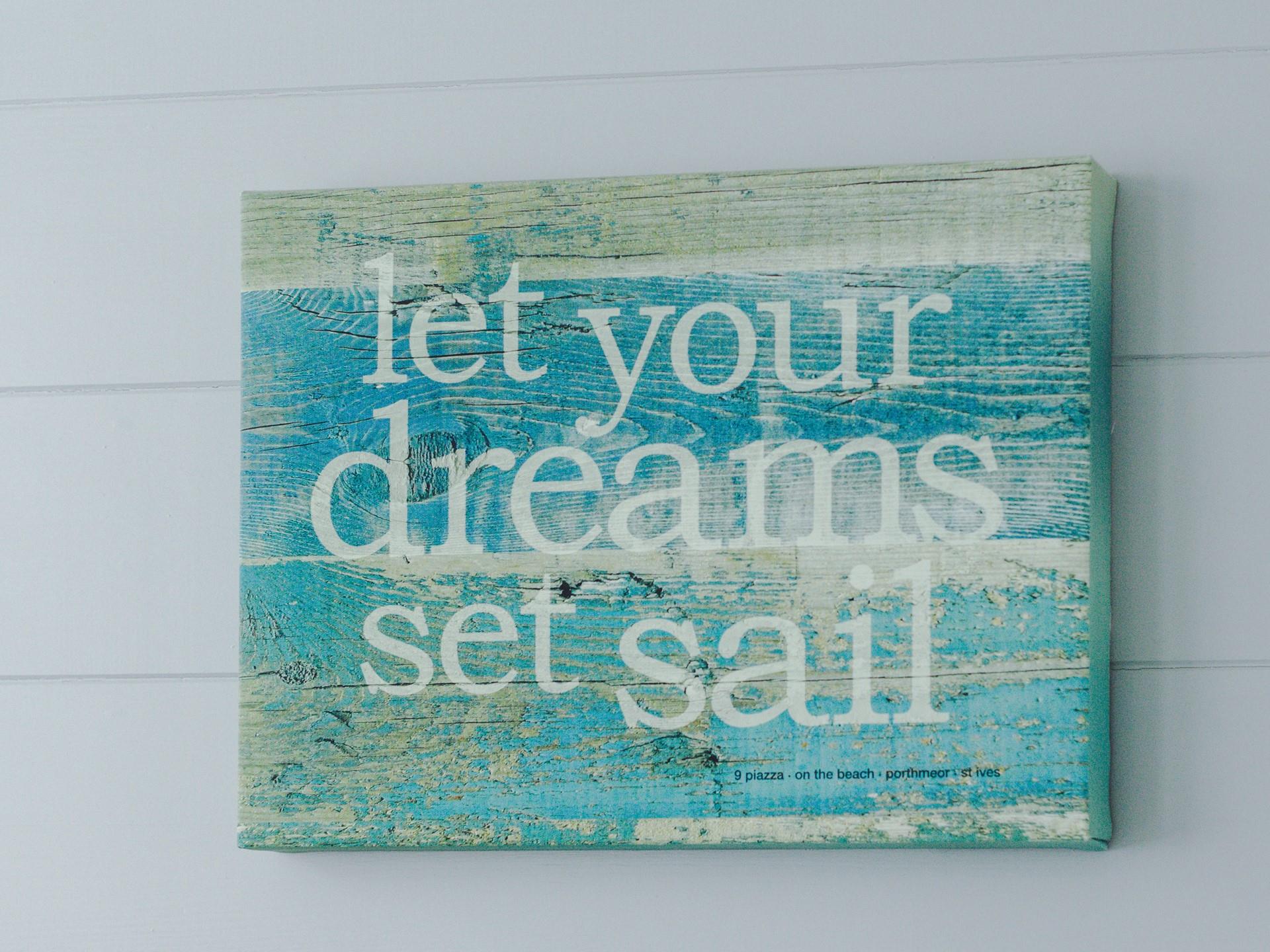 The thoughtfully placed nautical decor reminds you just how close to the seaside you are!