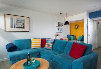 This colourful apartment brings in all the magic and fun of a day out at the seaside!