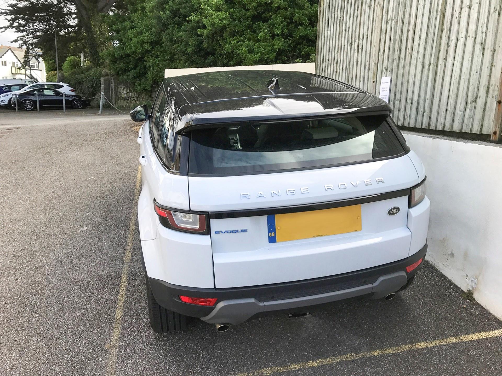 Parking space 5 minutes away so you can jump in the car for a day out exploring the Cornish landmarks.