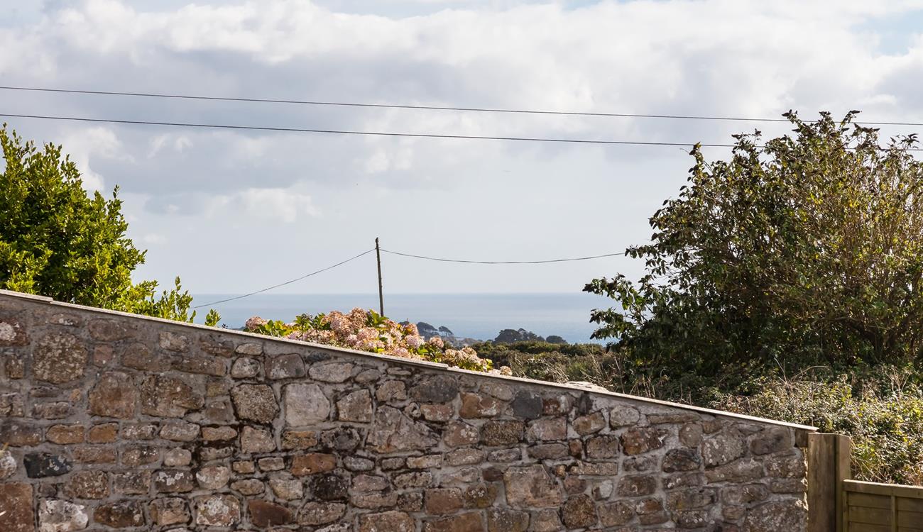 Located between St Ives and Marazion, make the most of the position to explore the area whilst still having a peaceful bolthole to return to.