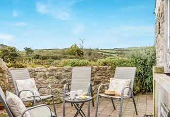 Enjoy the dreamy rural views and fresh Cornish air!
