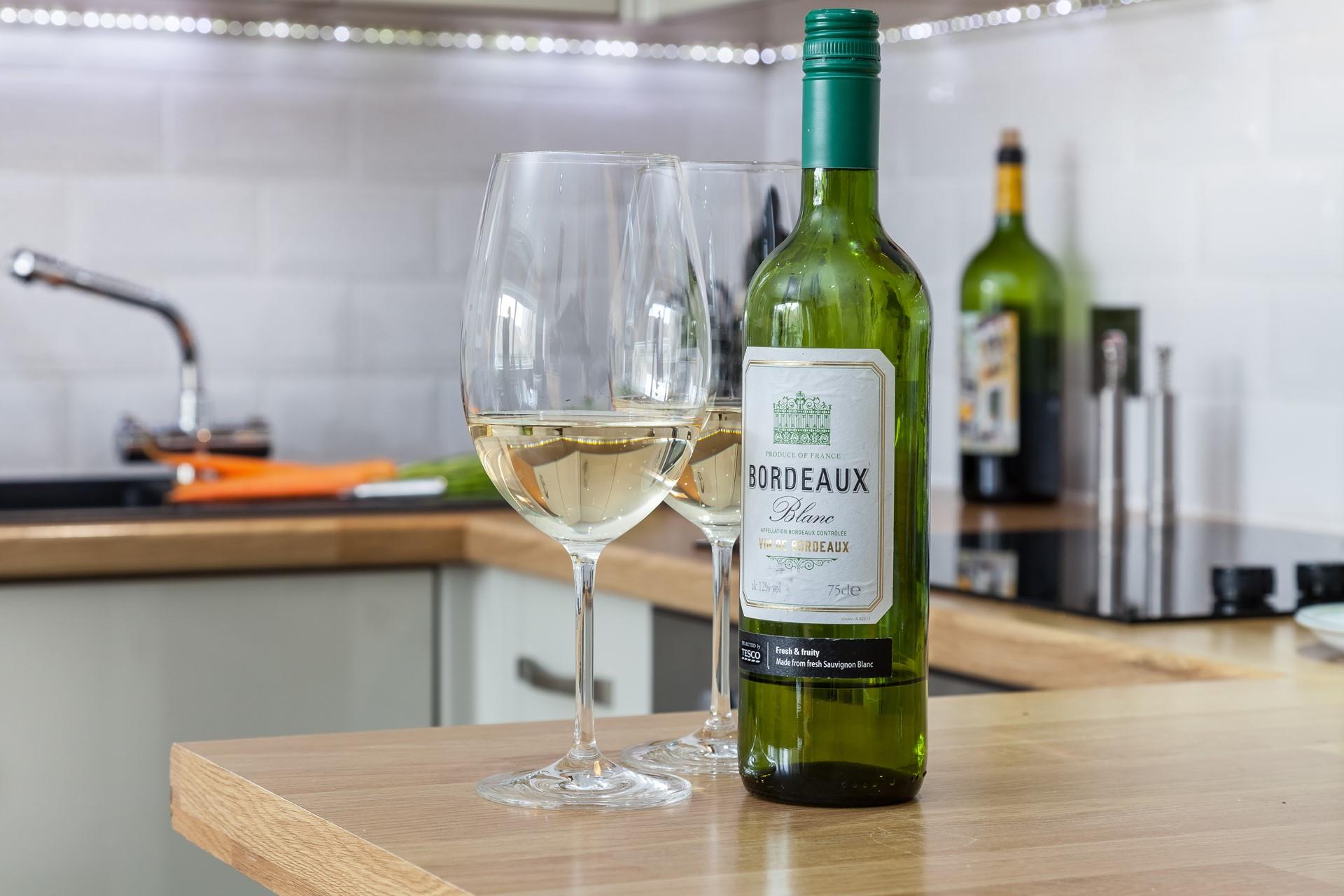 Enjoy a relaxing glass of wine whilst you cook up a feast in the kitchen area.