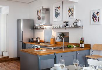 The very well-equipped kitchen is perfect for rustling up a cooked breakfast to start your day.