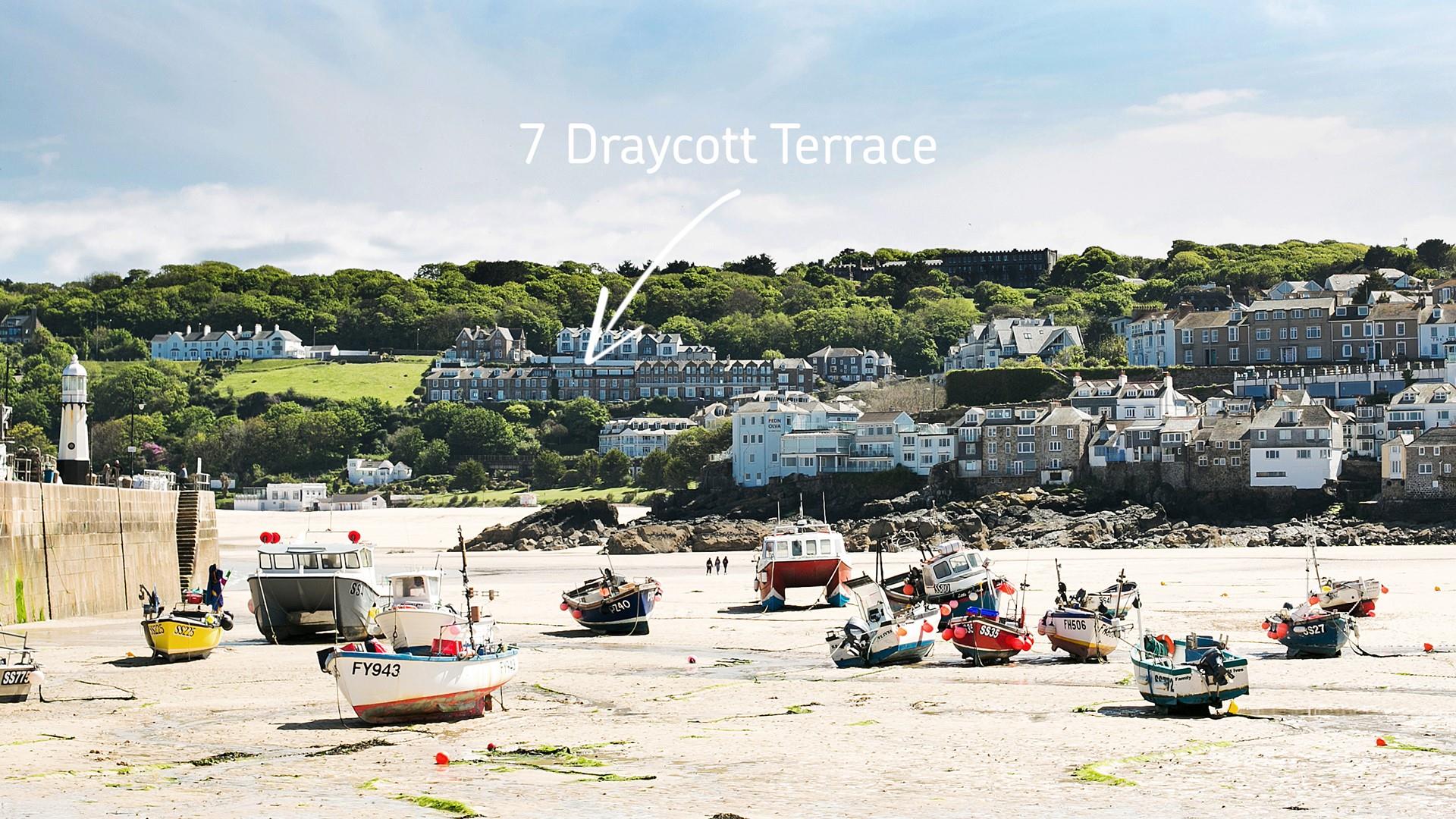 7 Draycott Terrace is located just above Porthminster beach.
