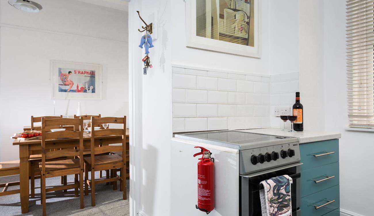 St Ives has many fabulous eateries but if you fancy eating in you'll find the kitchen well-equipped! 