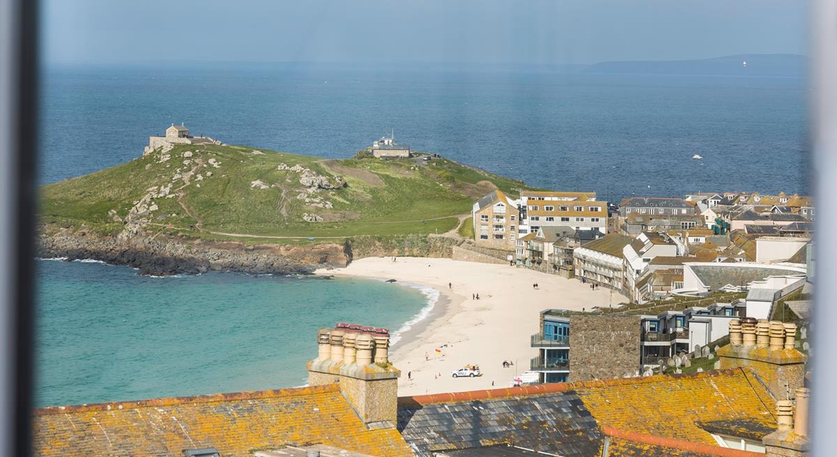 Island View certainly lives up to its name!