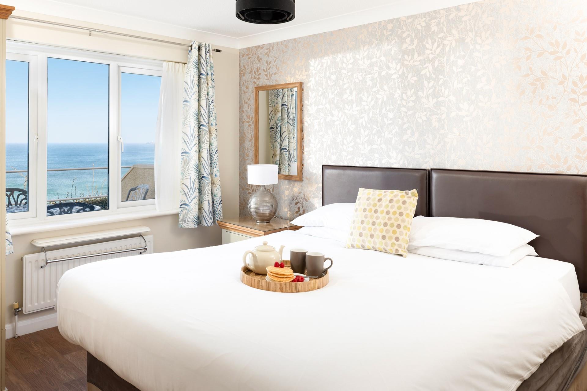 Wake up to stunning ocean views. 