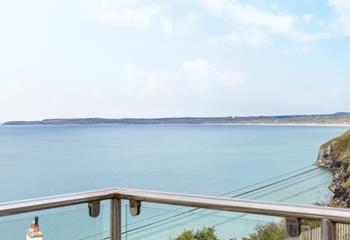 Take a moment to relax on the balcony, admiring the blue skies and far-stretching views. 