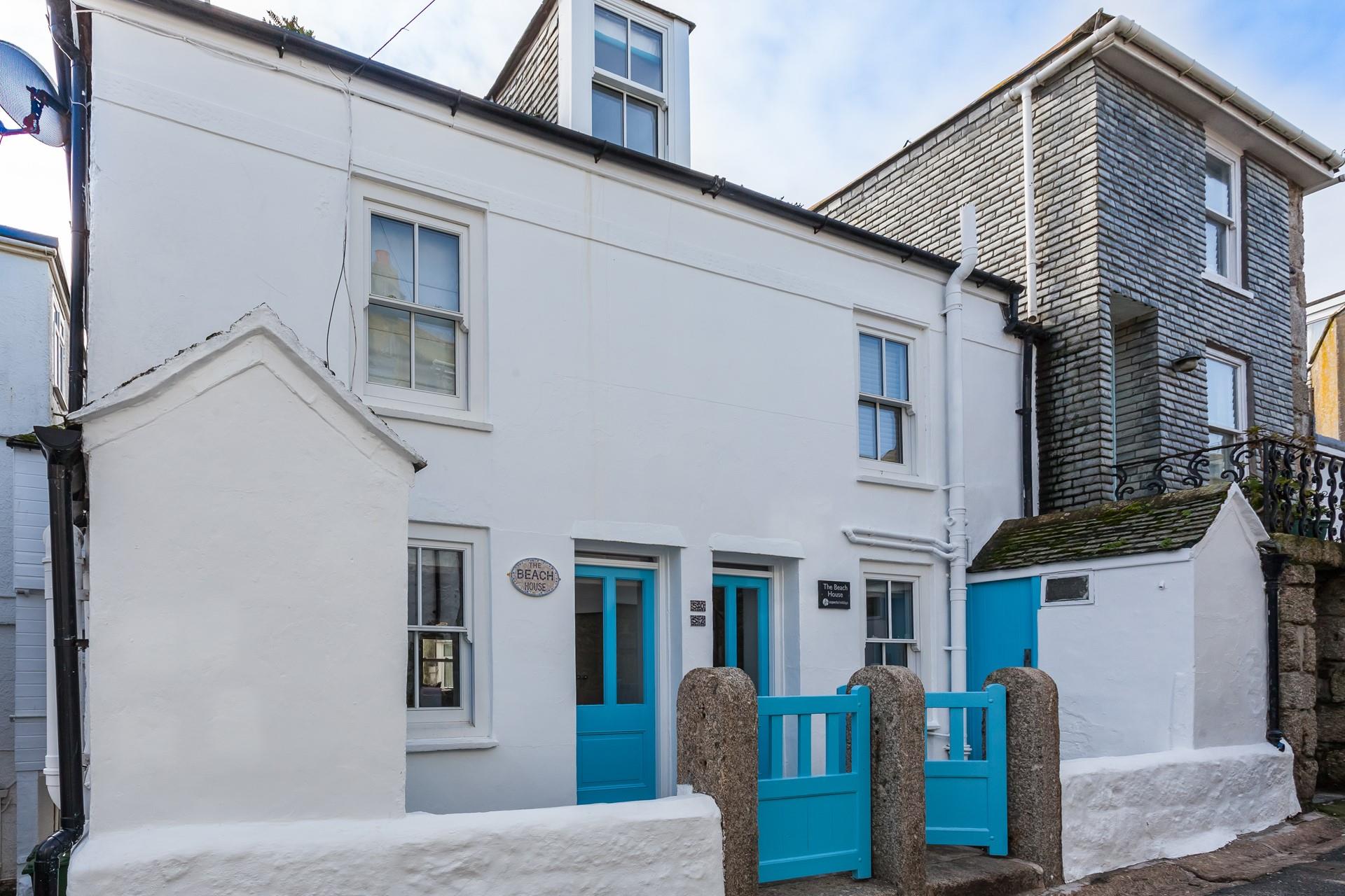 The Beach House, St Ives, Downalong Aspects Holidays