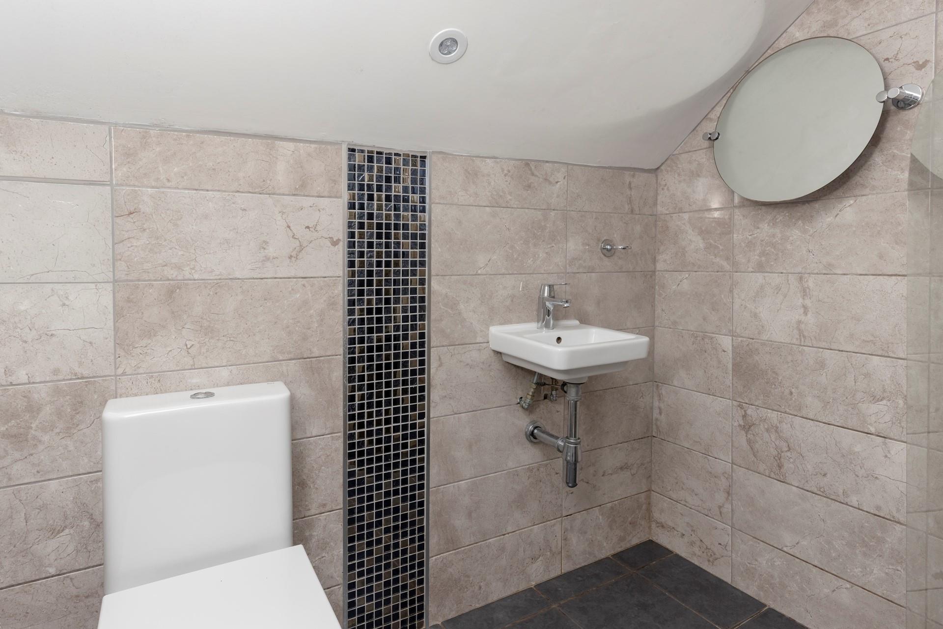 There is plenty of space for everyone to get ready each morning.