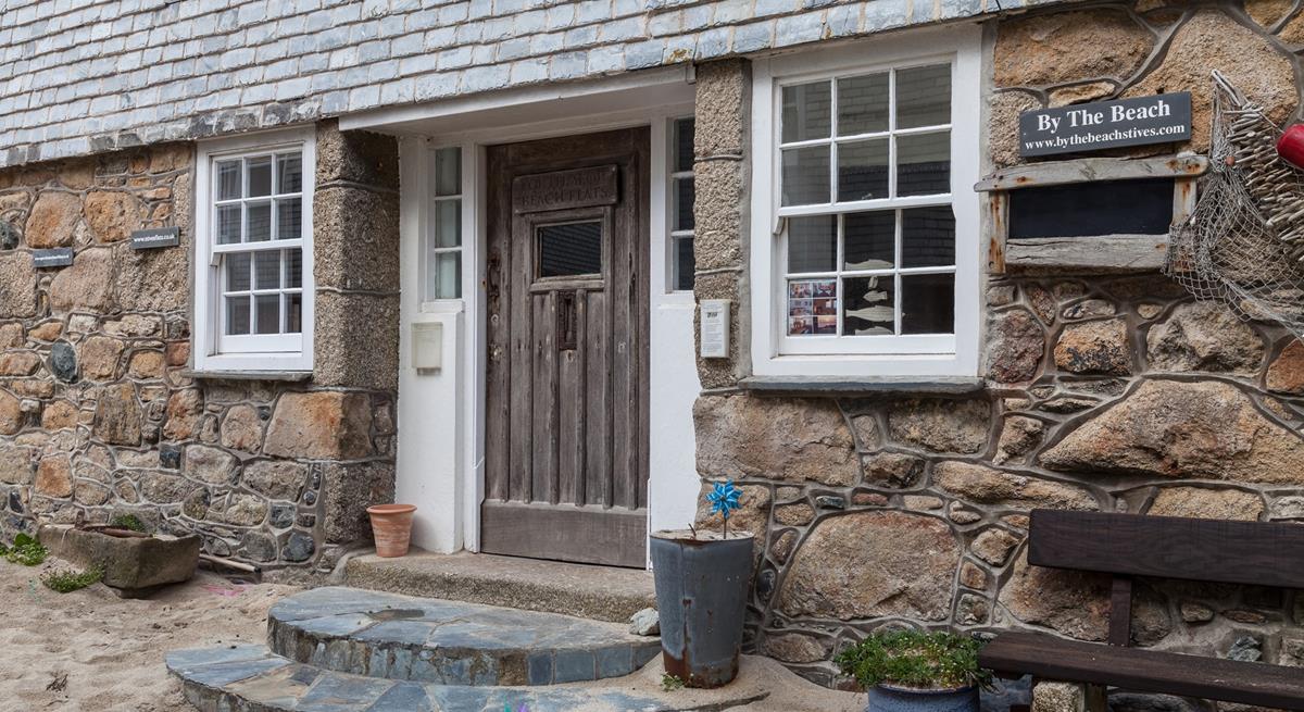 This apartment is perfect if you intend to spend your days on the beach.