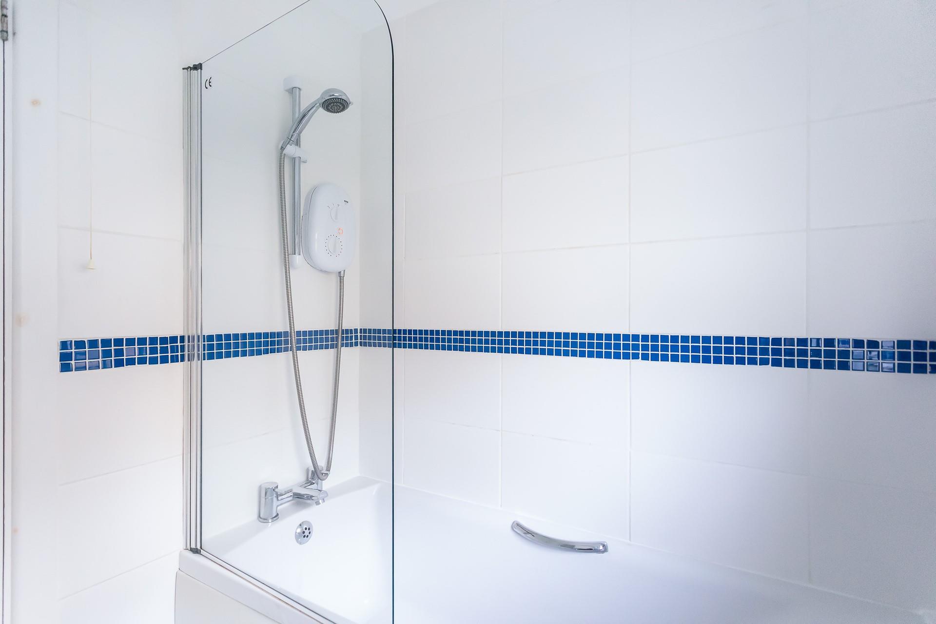 Start your day with a hot shower or unwind in the evening with a bubbly bath.