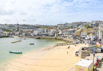 Explore the shops and restaurants in St Ives from your front door.