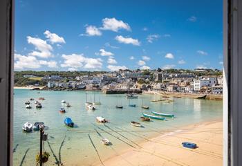 Watch the boats bobbing in the harbour while you sip your morning cuppa.