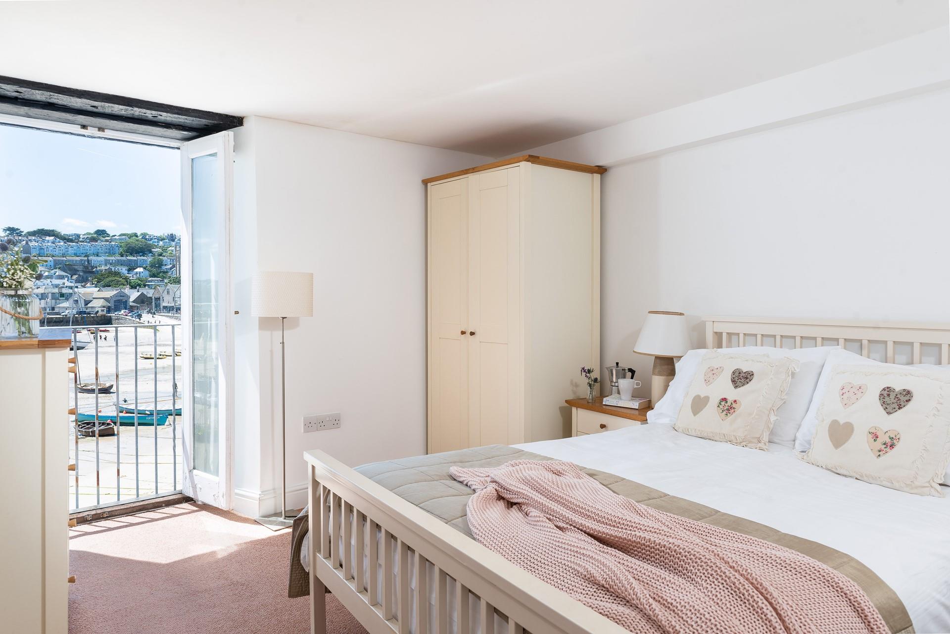 Enjoy the spectacular views from the comfort of your bed. 