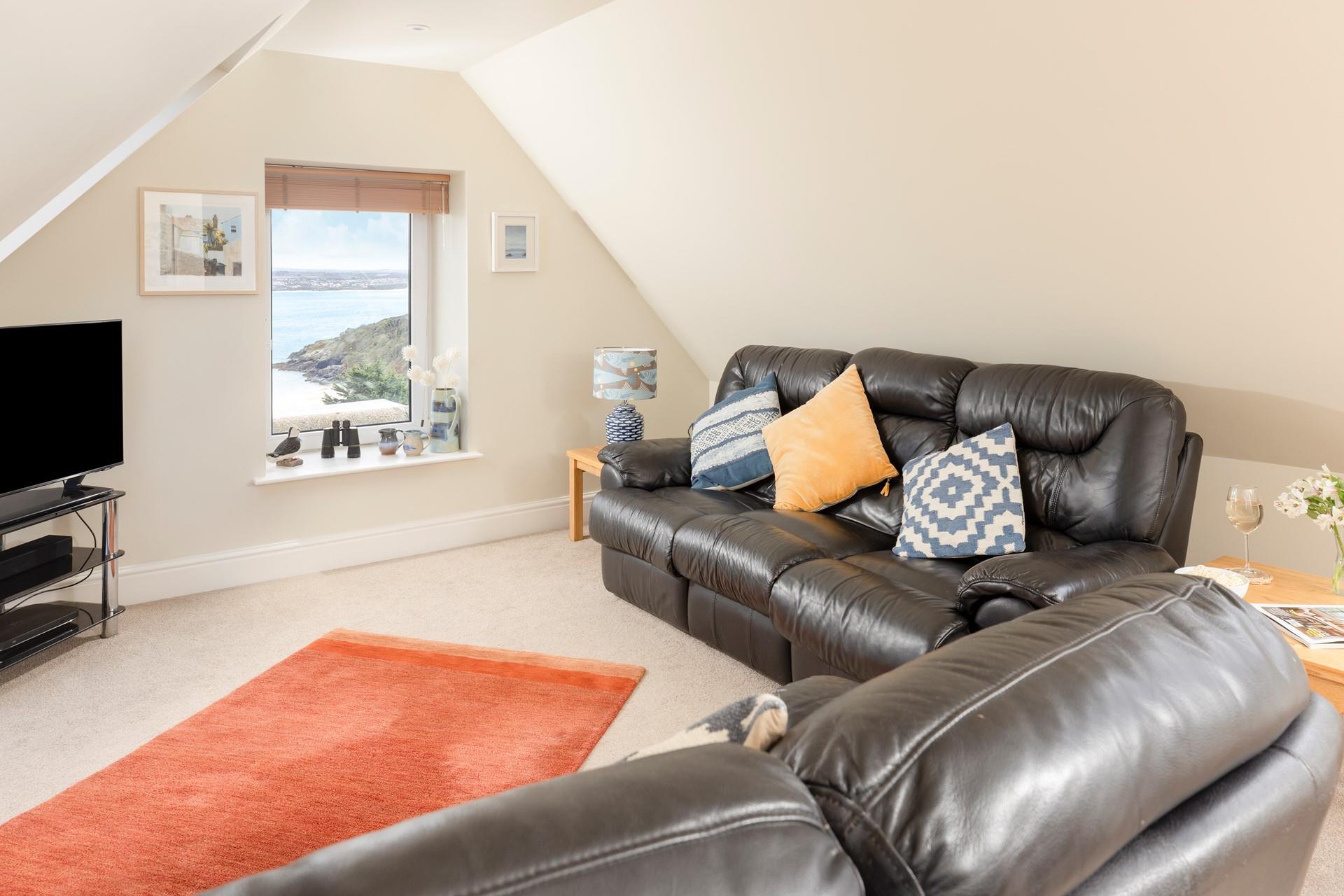 Overlooking the pretty coastline in St Ives, Lyonesse Seven is a welcoming retreat.