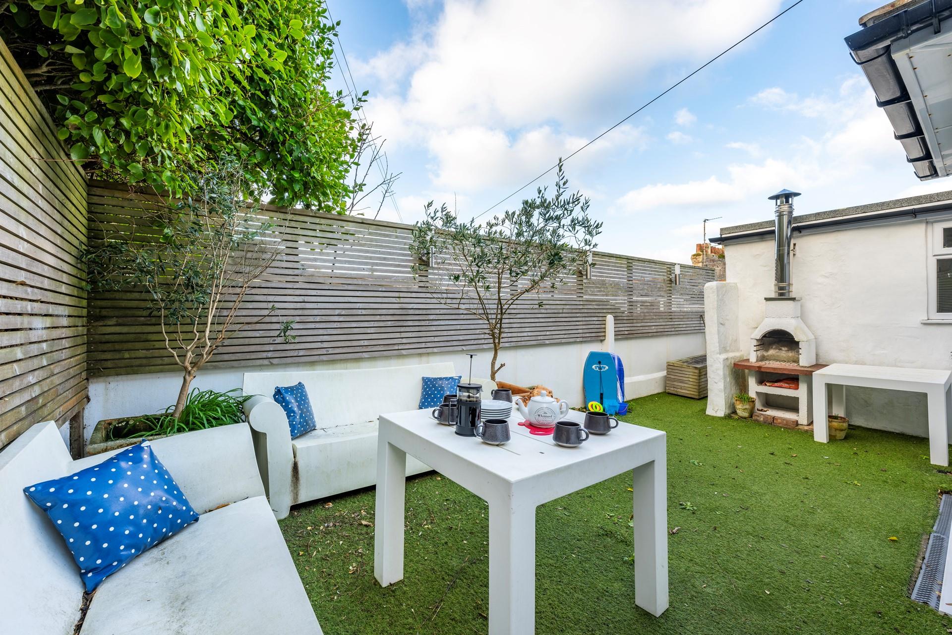 Sip your morning cuppa al fresco while you decide on the day's plans.