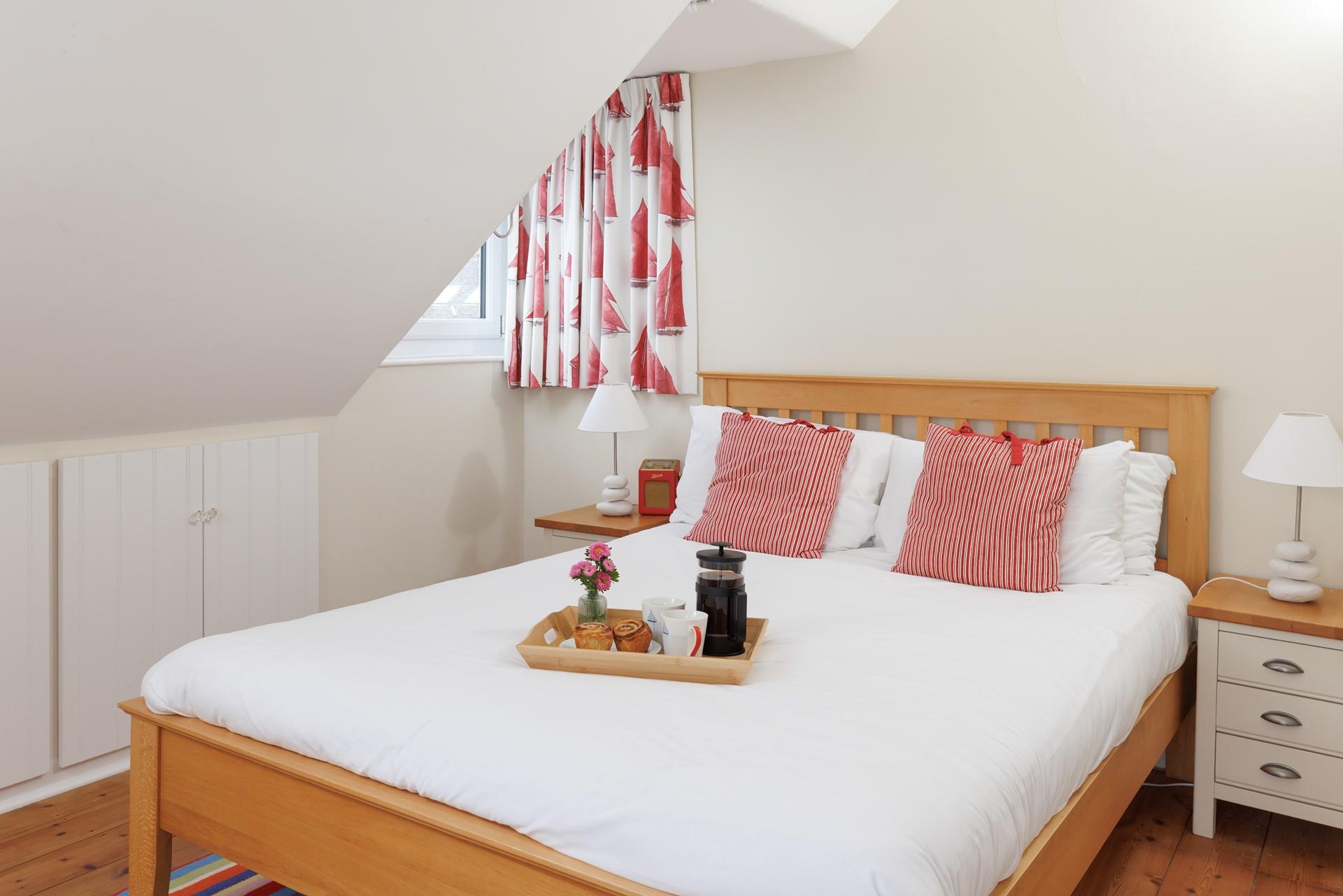 Sleep soundly in the comfortable king size bed.