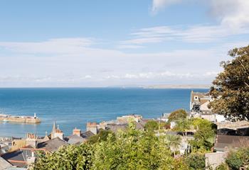 While away the hours watching the ever-changing ocean view.