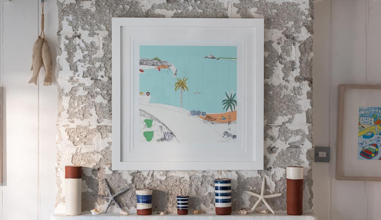 There are lots of pubs and restaurants in town, many of which are dog friendly!