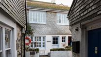 You are in an ideal location for exploring the cobbled streets of St Ives.