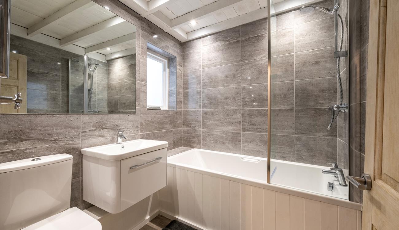 The bath is perfect for a relaxing soak after a day at the beach.