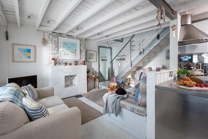 Trecara, Sleeps 4 in Downalong