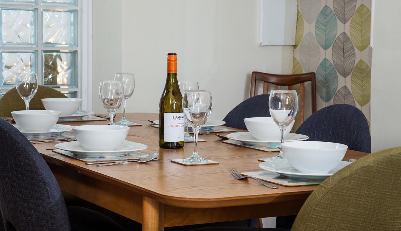Buy your favourite bottle of wine and enjoy a tasty meal around the dining table.