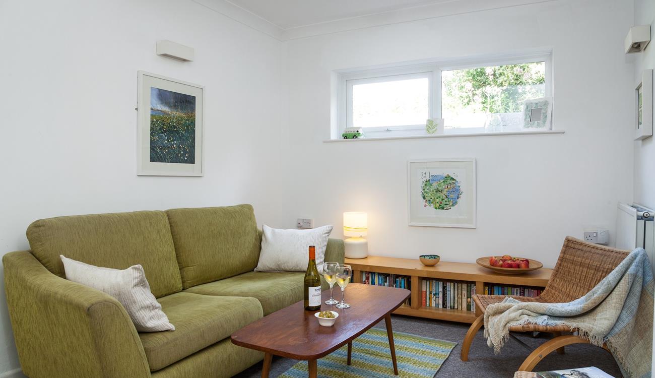 Unwind in the snug area and forget about the stresses of daily life.