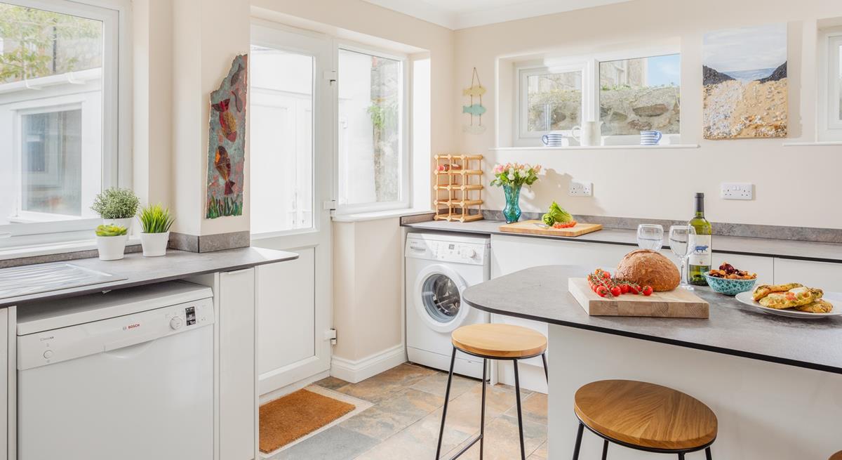 Sit around the breakfast for and indulge in a hearty breakfast before heading out for the day.