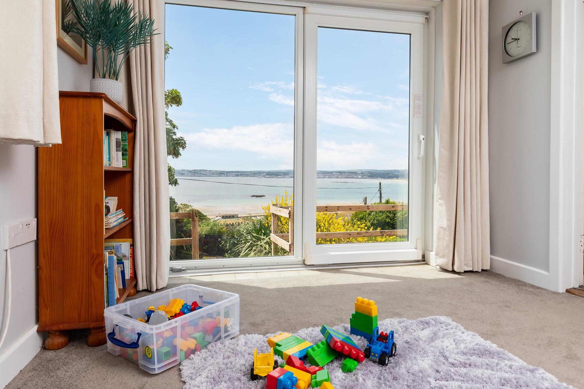 Step from the snug onto the terrace.