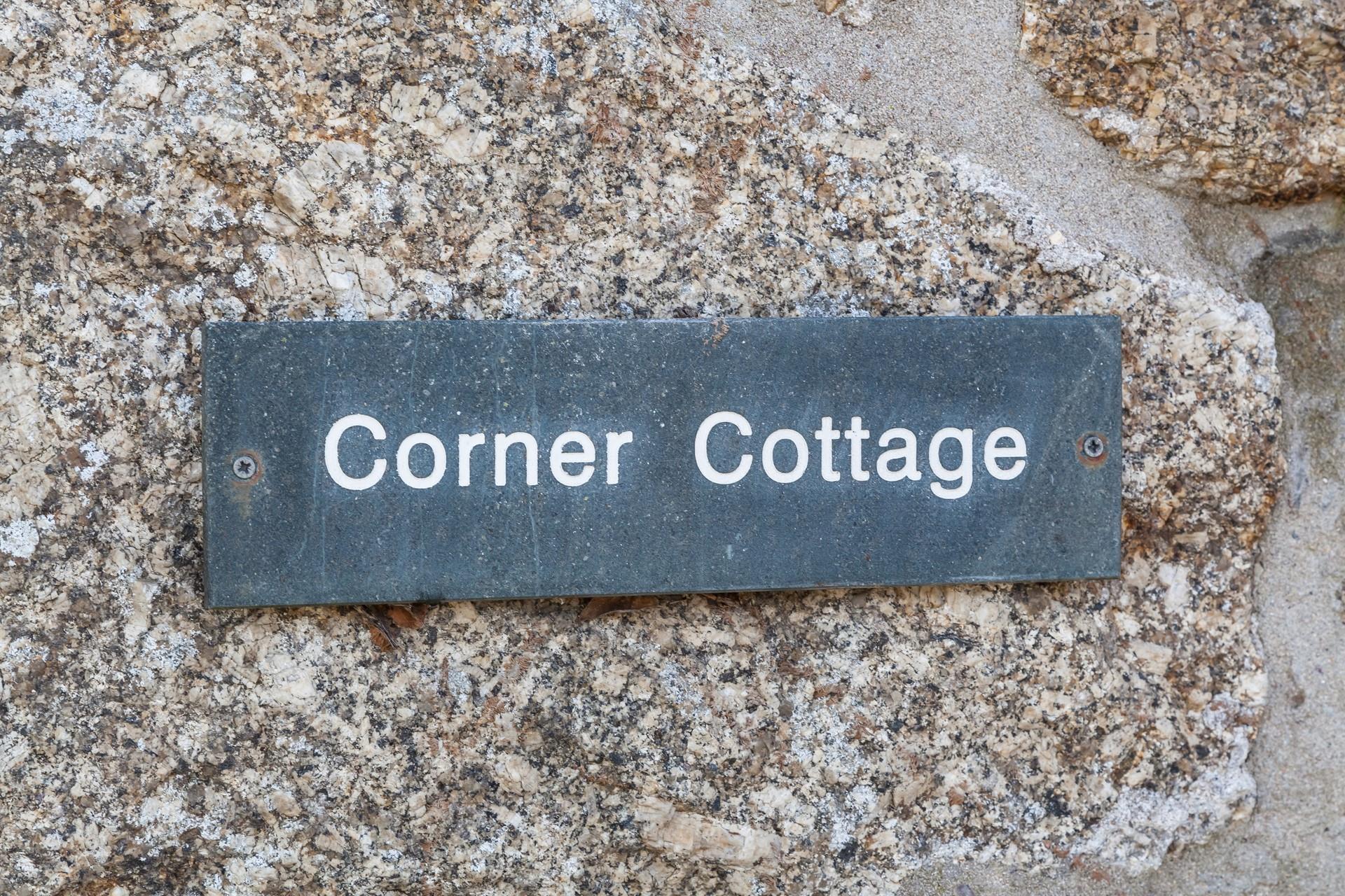 Corner Cottage is located near to the beautiful Porthcurno beach where you can spend your days relaxing in the sand.
