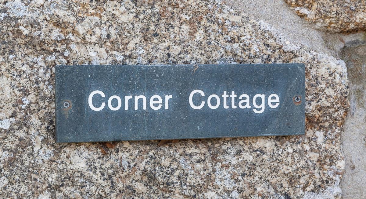 Corner Cottage is located near to the beautiful Porthcurno beach where you can spend your days relaxing in the sand.
