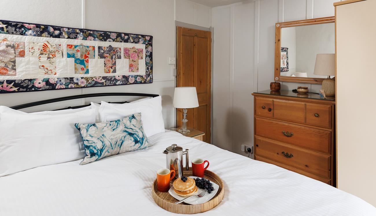 Cosy cottage interiors are dotted throughout!